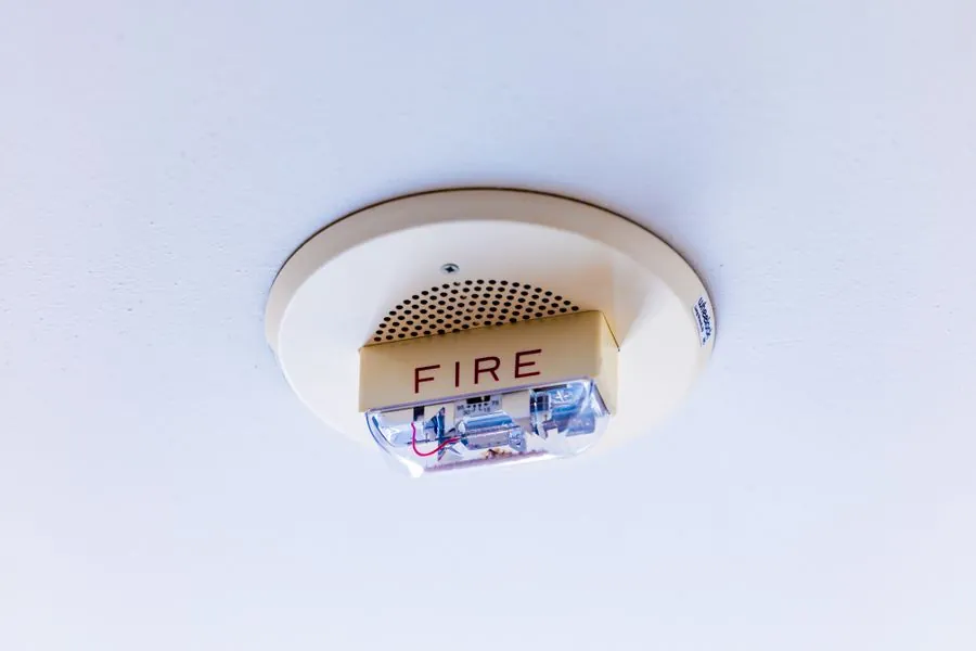 Brandalarm aan het plafond, brandbeveiliging in Nunspeet